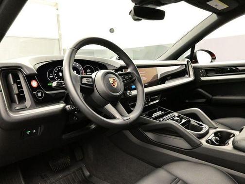 2025 Porsche Cayenne Cayenne