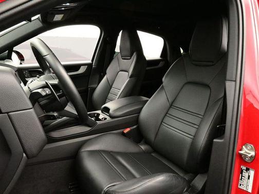 2025 Porsche Cayenne Cayenne