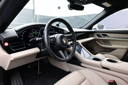 Ice Grey Metallic 2025 Porsche Taycan