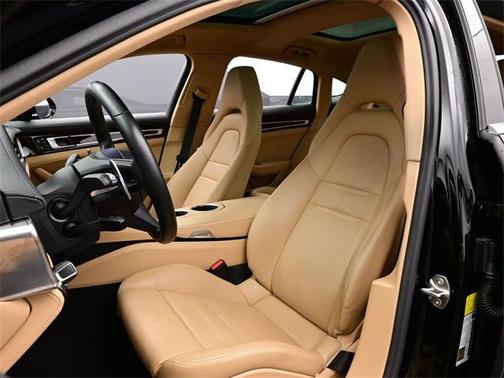 2023 Porsche Panamera 4S