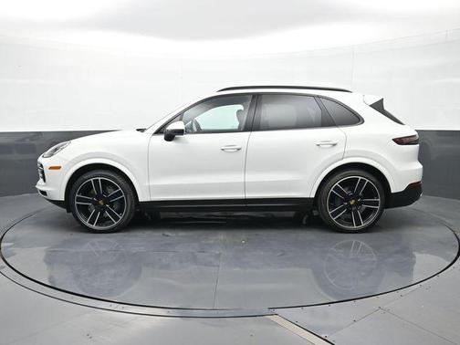2022 Porsche Cayenne S