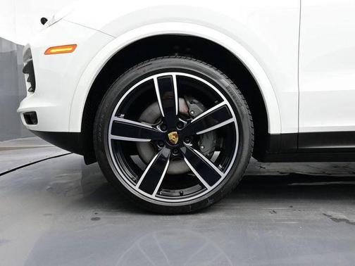 2022 Porsche Cayenne S