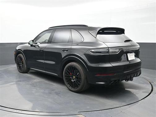 2023 Porsche Cayenne GTS