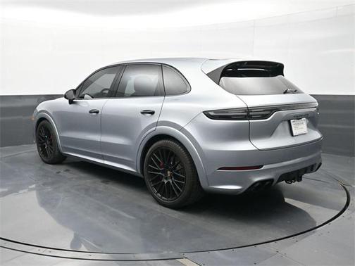 2021 Porsche Cayenne GTS