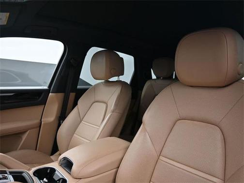 2019 Porsche Cayenne Base