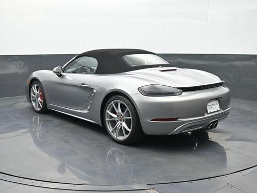 GT Silver Metallic 2024 Porsche 718 Boxster S