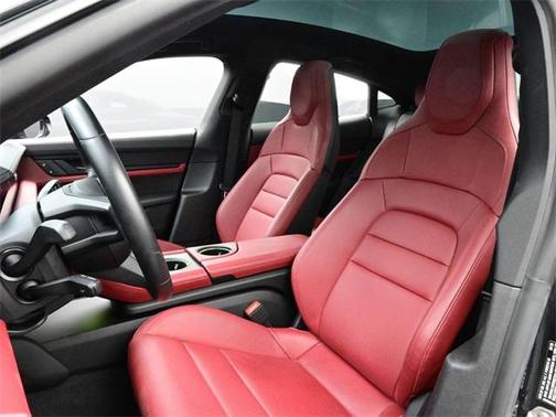 2024 Porsche Taycan 4S