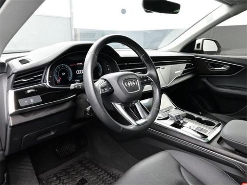 2023 Audi Q8 55 Premium Plus