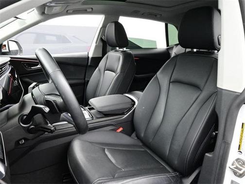 2023 Audi Q8 55 Premium Plus