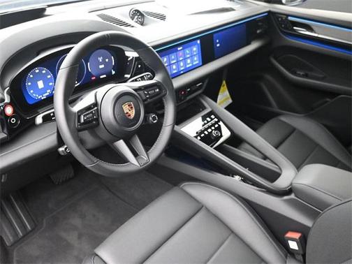 2024 Porsche Macan 4