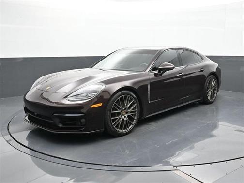 2022 Porsche Panamera Platinum Edition