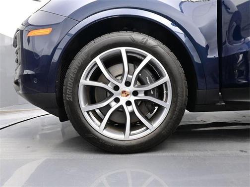 2025 Porsche Cayenne Cayenne E-Hybrid