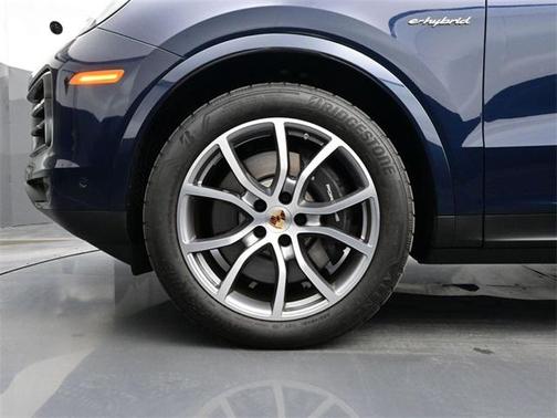 2025 Porsche Cayenne Cayenne E-Hybrid