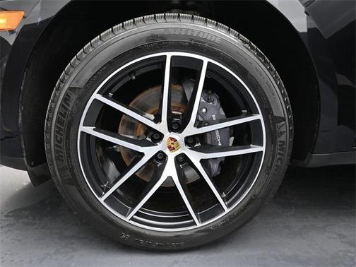 2023 Porsche Macan