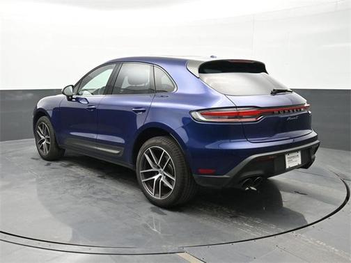 2024 Porsche Macan Base