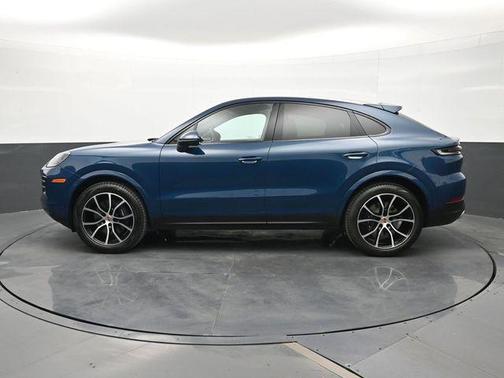 Montego Blue Metallic 2026 Porsche Cayenne Cayenne