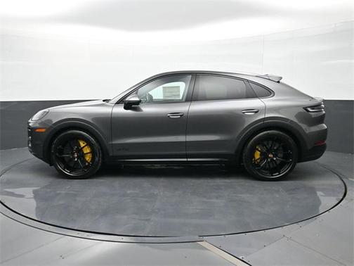 2026 Porsche Cayenne GTS