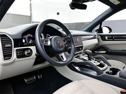 2023 Porsche Cayenne Cayenne Turbo S E-Hybrid