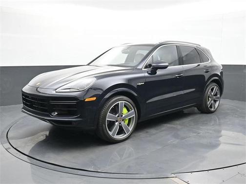 2023 Porsche Cayenne Cayenne Turbo S E-Hybrid