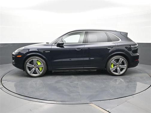 2023 Porsche Cayenne Cayenne Turbo S E-Hybrid