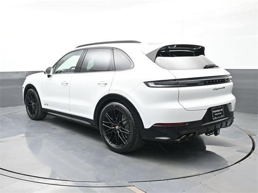 2026 Porsche Cayenne GTS