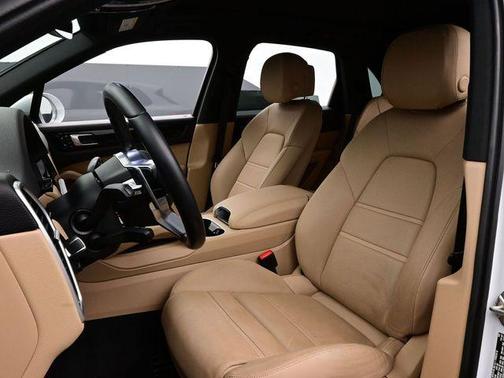 2023 Porsche Cayenne Cayenne