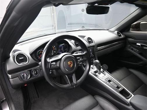 2021 Porsche 718 Boxster T