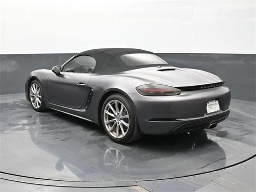 2021 Porsche 718 Boxster T