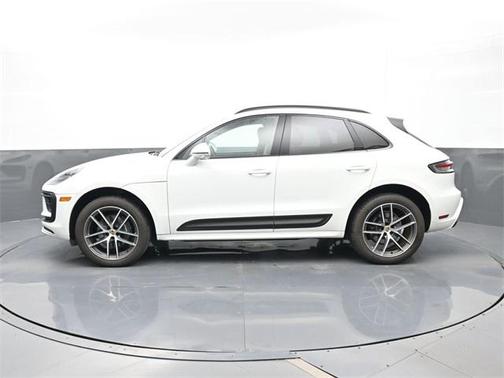 2024 Porsche Macan 