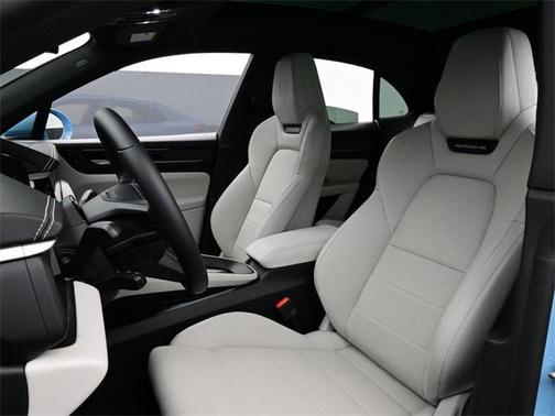 2026 Porsche Macan 4S