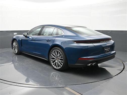 2025 Porsche Panamera