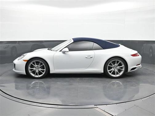 2018 Porsche 911 Carrera 4