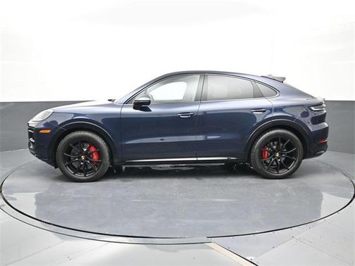 2025 Porsche Cayenne GTS