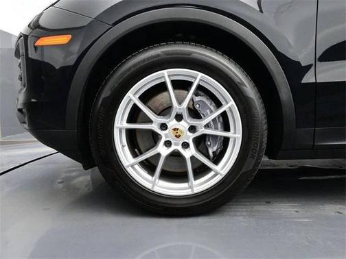 2024 Porsche Cayenne 