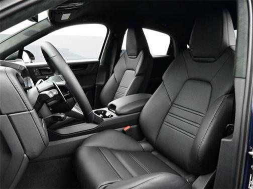 2026 Porsche Cayenne Turbo GT