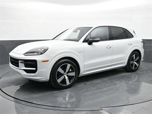 2024 Porsche Cayenne E-Hybrid S