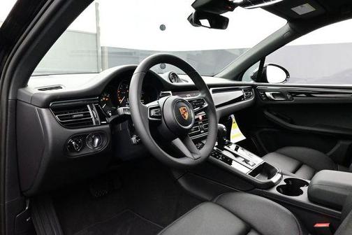Jet Black 2026 Porsche Macan Macan