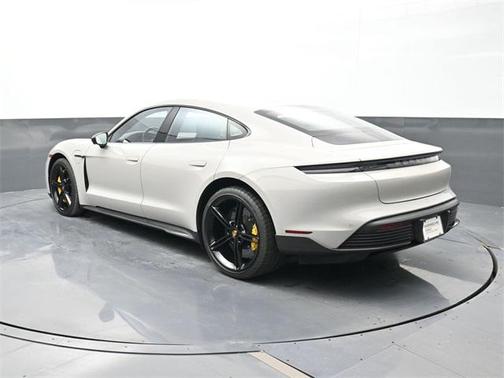 2021 Porsche Taycan Turbo S