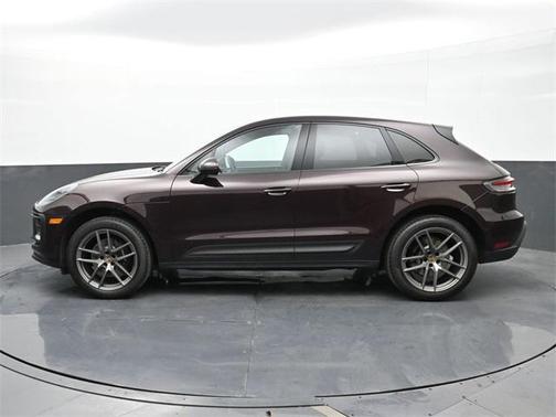 2023 Porsche Macan Base
