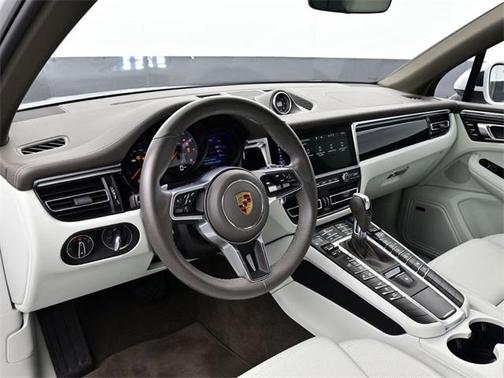 2021 Porsche Macan S