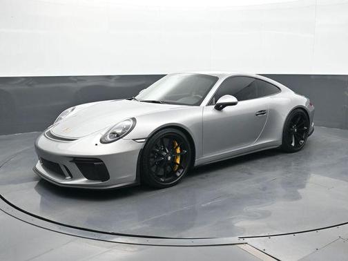 GT Silver Metallic 2018 Porsche 911 GT3