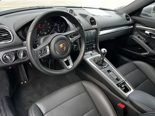 2024 Porsche 718 Boxster Style Edition