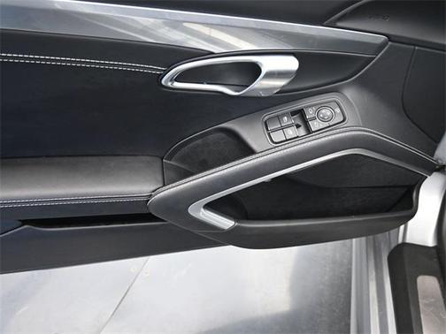 2024 Porsche 718 Boxster Style Edition