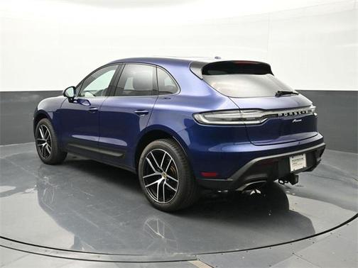 2024 Porsche Macan Base