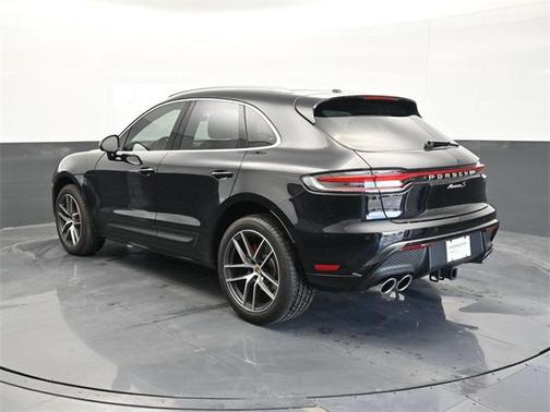 2024 Porsche Macan Base