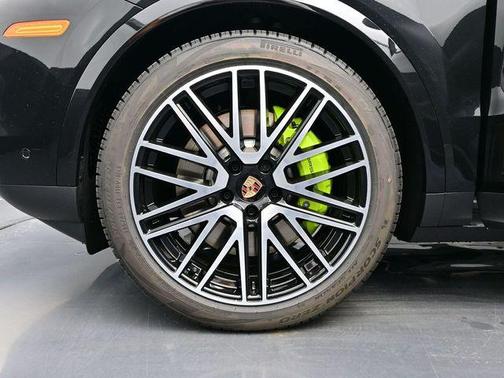 2026 Porsche Cayenne Cayenne E-Hybrid