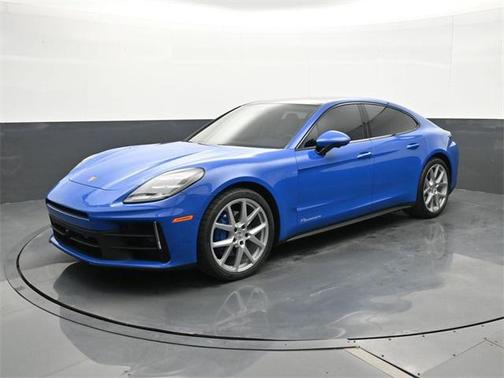 2024 Porsche Panamera 4