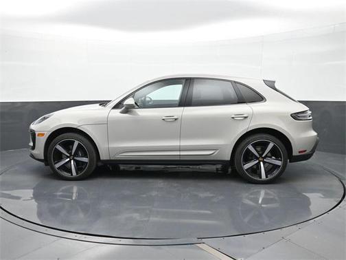2023 Porsche Macan T