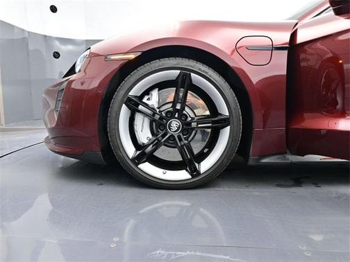 2021 Porsche Taycan Turbo