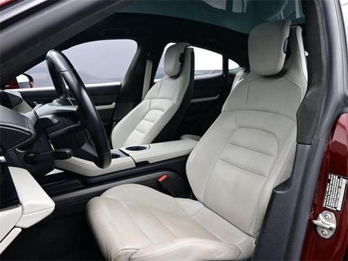 2021 Porsche Taycan Turbo